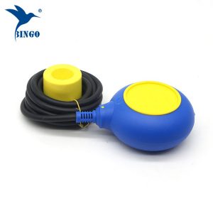 Sarı ve mavi renkli kablo şamandıralı anahtarda MAC 3 tipi seviye regülatörü